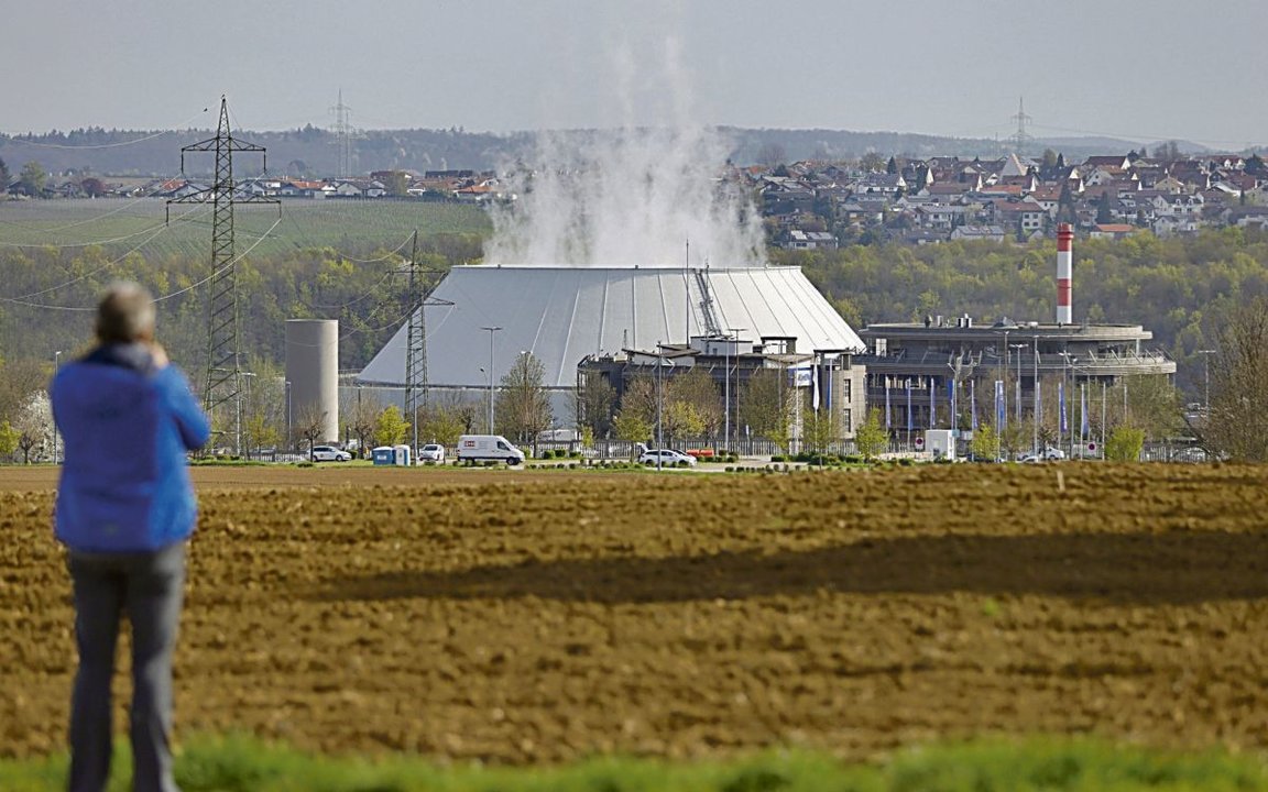 Vista general de la central nuclear de Neckarwestheim en  Alemania.