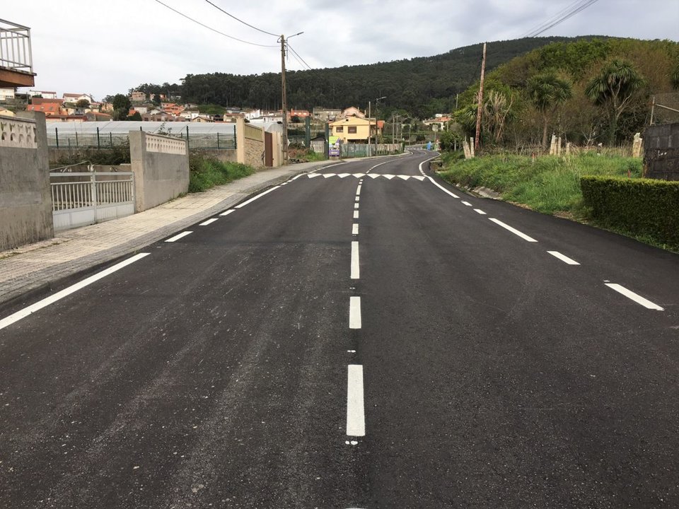 La calle José Antonio Lomba Camiña, en A Guarda, tras las obras de pavimentación.