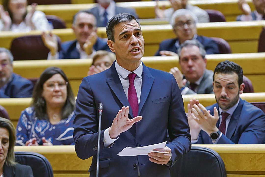 Pedro Sánchez, durante su debate de ayer en el Senado.
