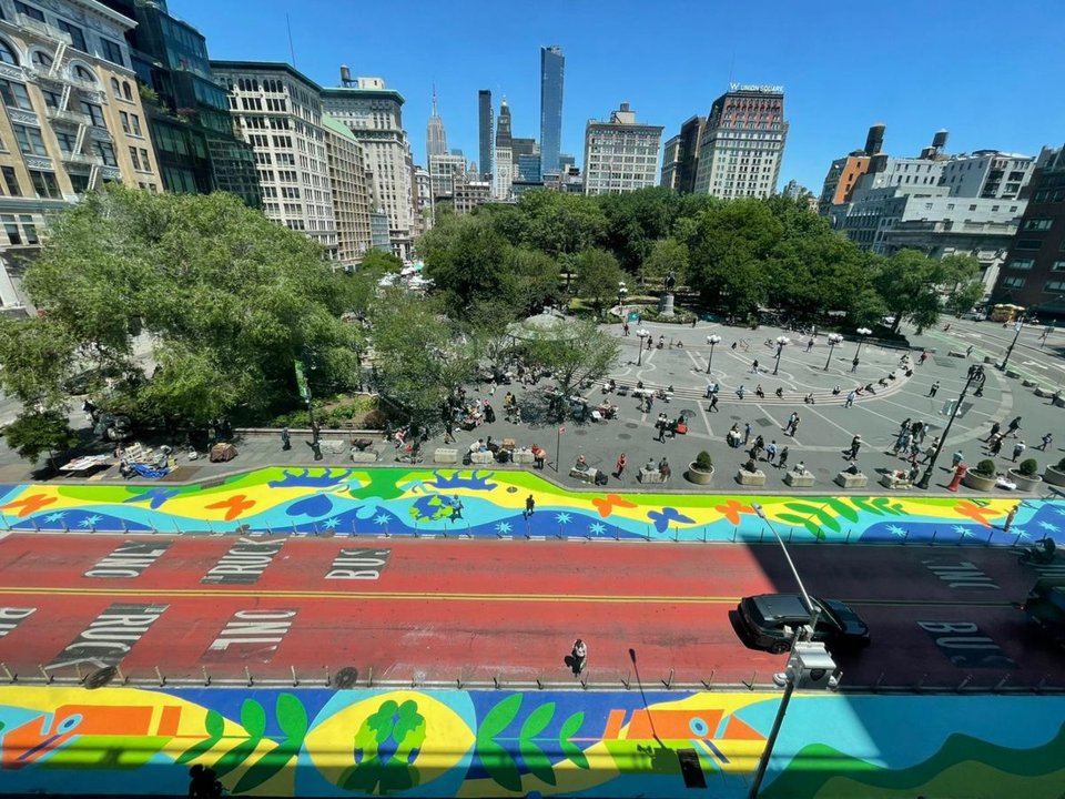 El mural en un parque de Nueva York, prácticamente finalizado, permanecerá un año.