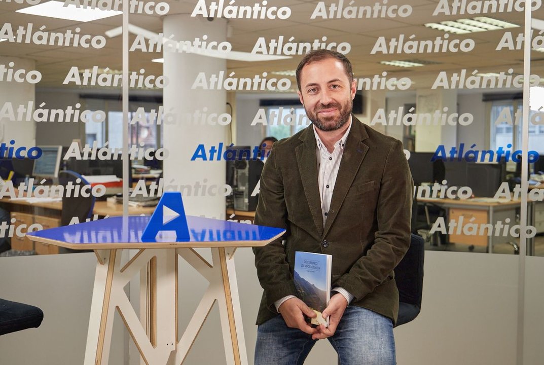 Jorge Vila, no set de Atlántico TV.