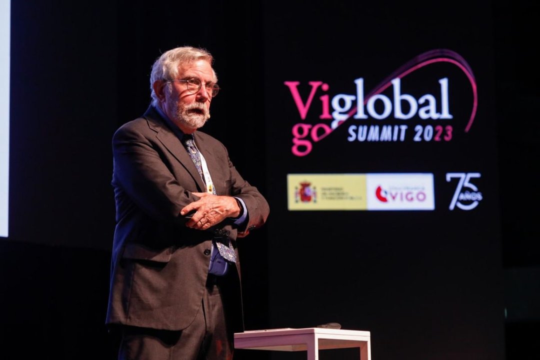 Paul Krugman, al inicio de su charla en el Auditorio de Beiramar, durante el Vigo Global Summit organizado por Zona Franca.