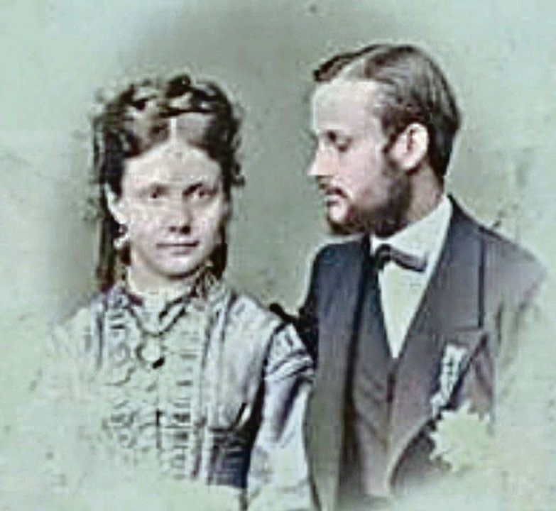 El matrimonio posa dos años después de haberse casado en Madrid. Foto de 1870. Un año después, Gaetano se quitaría la vida  en la habitación de un hotel en Lausana.