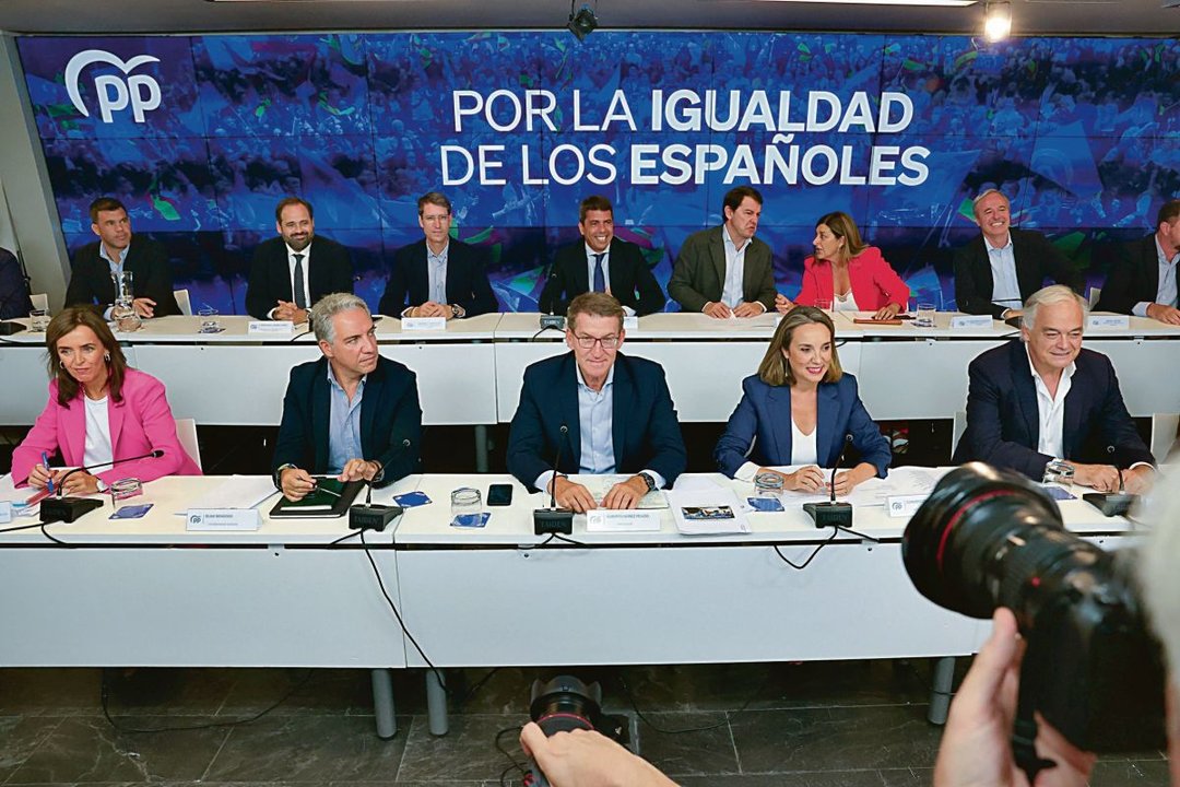 Reunión ayer en Madrid de la Junta Directiva Nacional del PP, liderada por Feijóo.