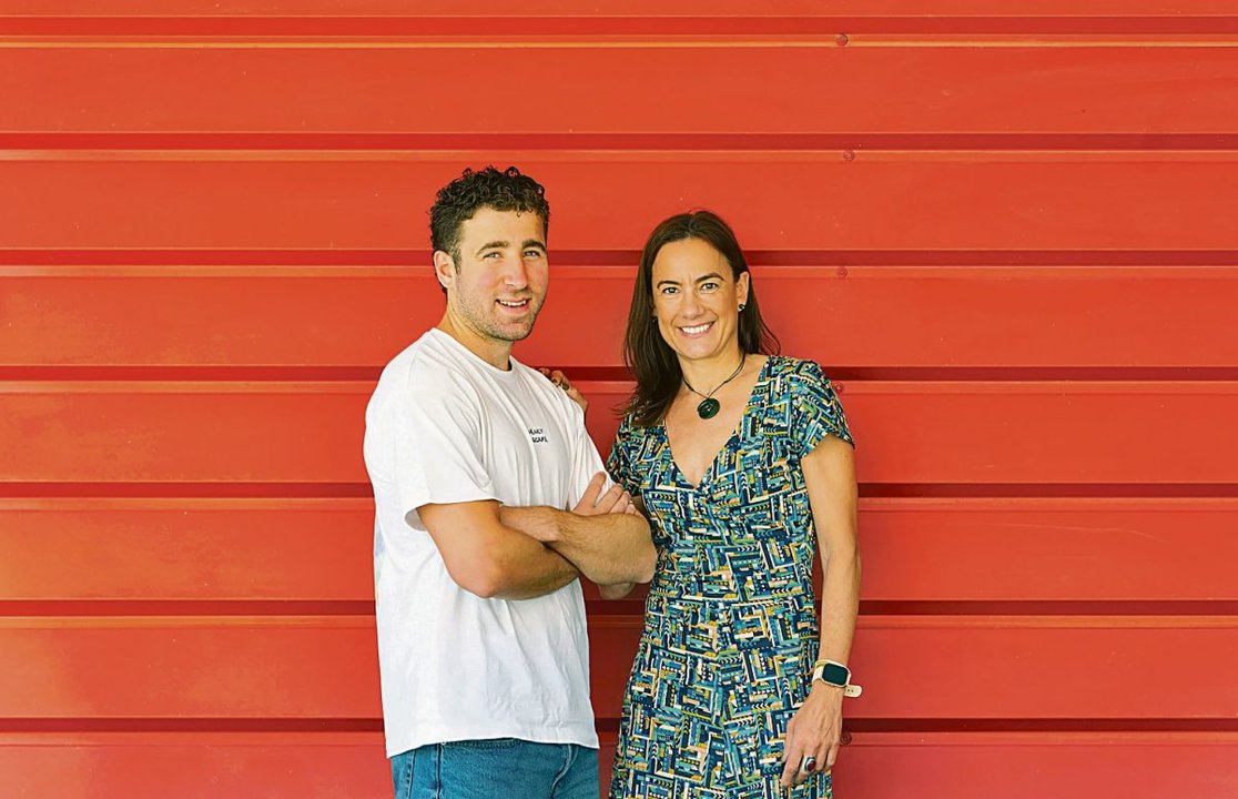 Mikel Tous y Sara Maldonado, autores del estudio de la Universidad del País Vasco.