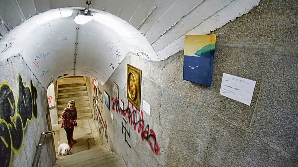 Los cuadros que llegaron a colocarse en el subterráneo de la calle Ourense.