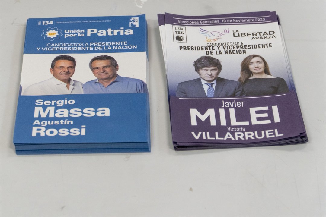 Papeletas de Sergio Massa y Javier Milei. // Europa Press