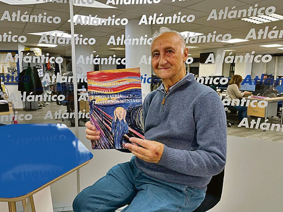 Avelino Muleiro, en el set de Atlántico TV.
