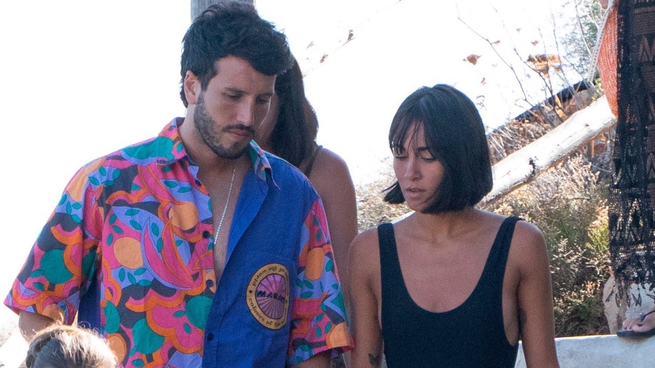 Aitana y Sebastián Yatra en Ibiza este verano