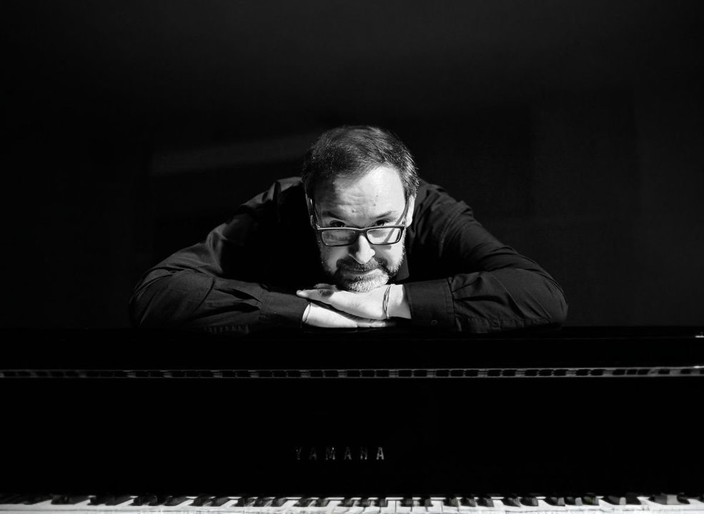 Alberto Vilas, compositor, pianista y profesor, presentará “Once cancións e unha danza”.