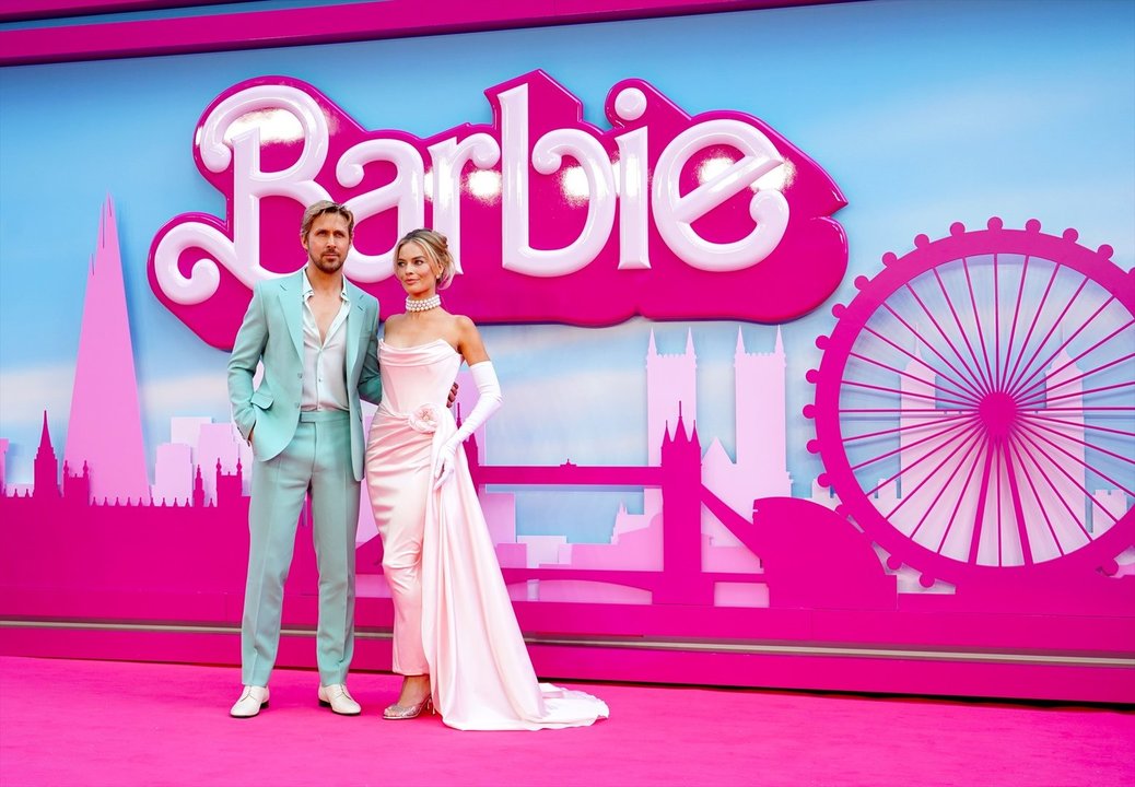 Ryan Gosling y Margot Robbie en una de las presentaciones de 'Barbie'. // EP