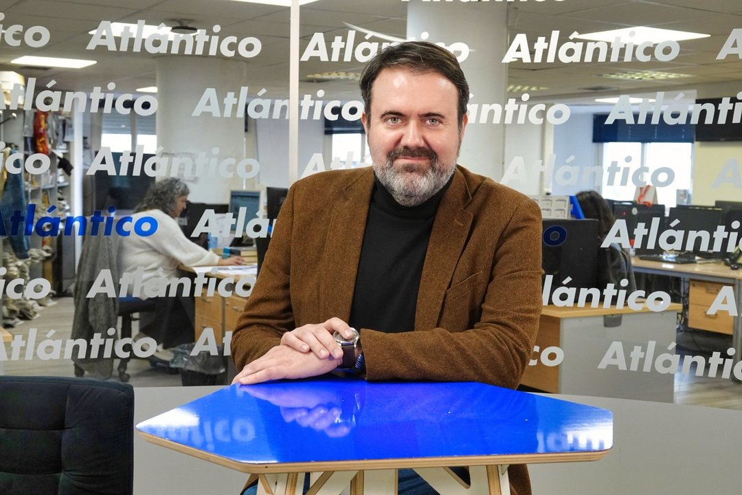 Rubén Pérez, en el set de AtlánticoTV.