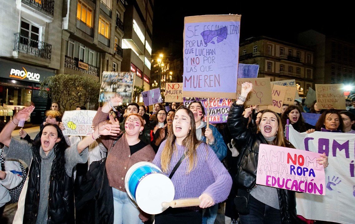Manifestación del 8M en Vigo. // J.V. Landín