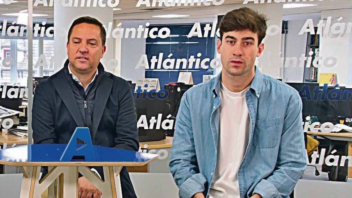 David Suárez y Diego Laso, en el set de Atlántico TV.