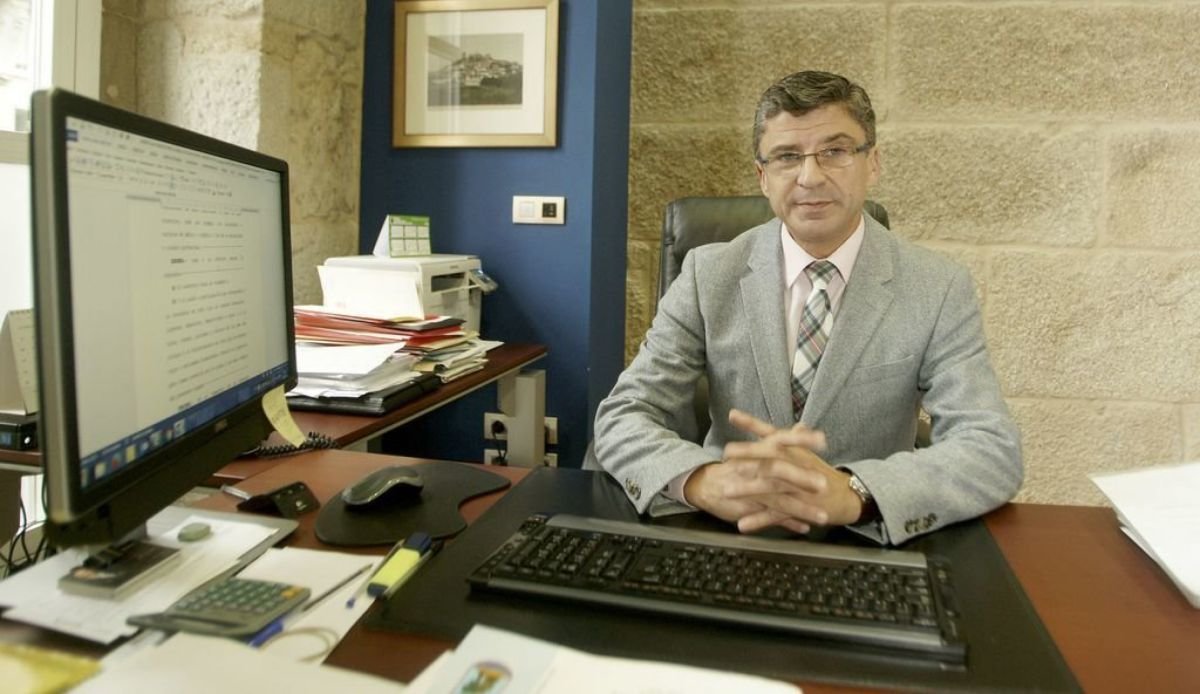El notario Jaime Romero.