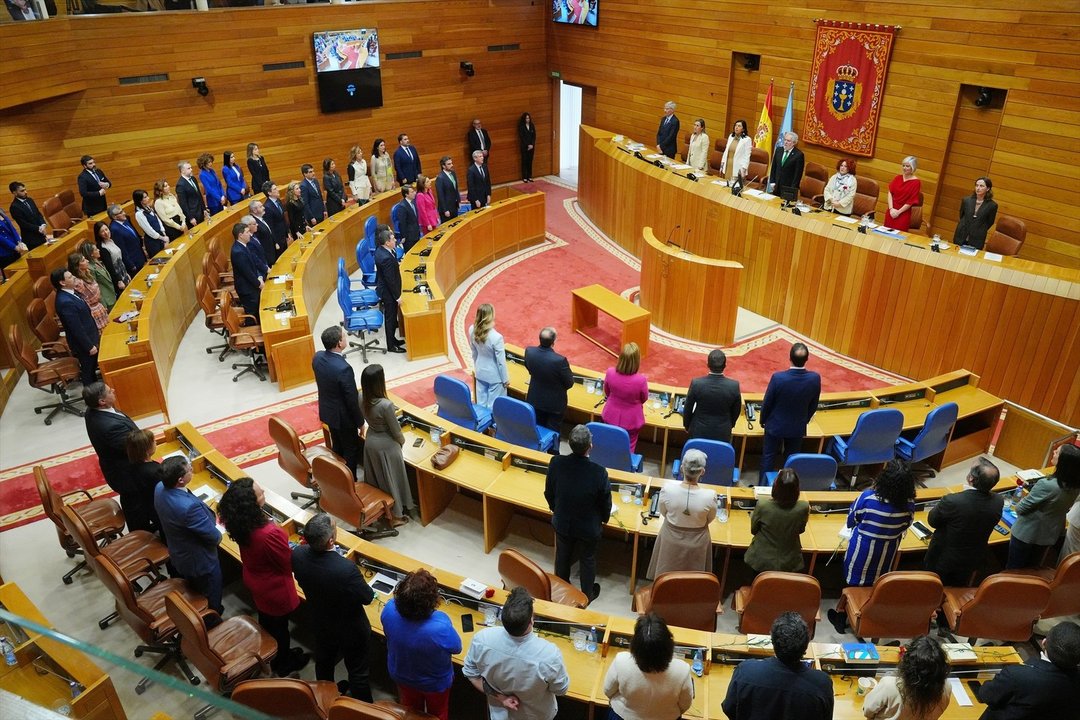 Vista general de la sesión de constitución del Parlamento de Galicia. // E.P.