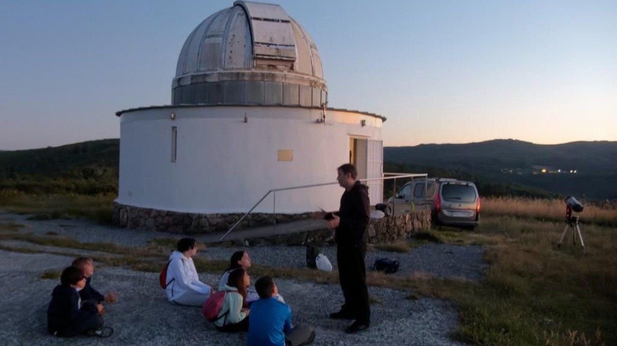 El observatorio astronómico de Forcarei, de dimensiones similares y vinculado a la UVigo.
