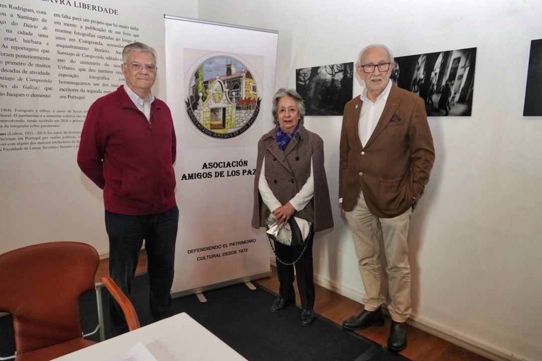 Grato Amor, María Monserrat Maneiro y José Ángel Espada, ayer en el Instituto Camoes, en Vigo.