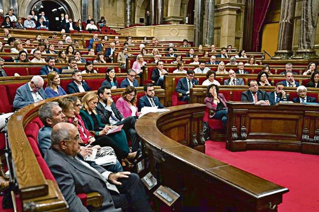 Una sesión de debate en el Parlament de Cataluña.
