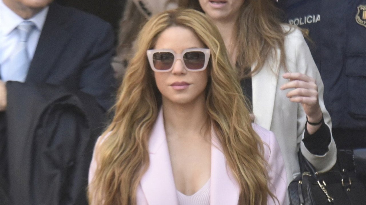 Shakira, en una visita al juzgado. // E.P.