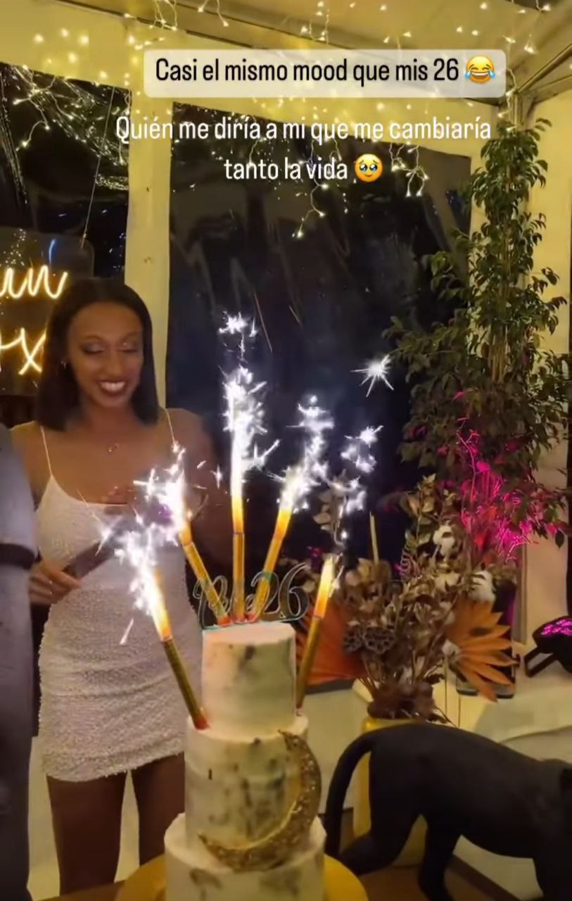 Ana Peleteiro en la celebración de sus 26 años // Instagram (@apeleteirob)