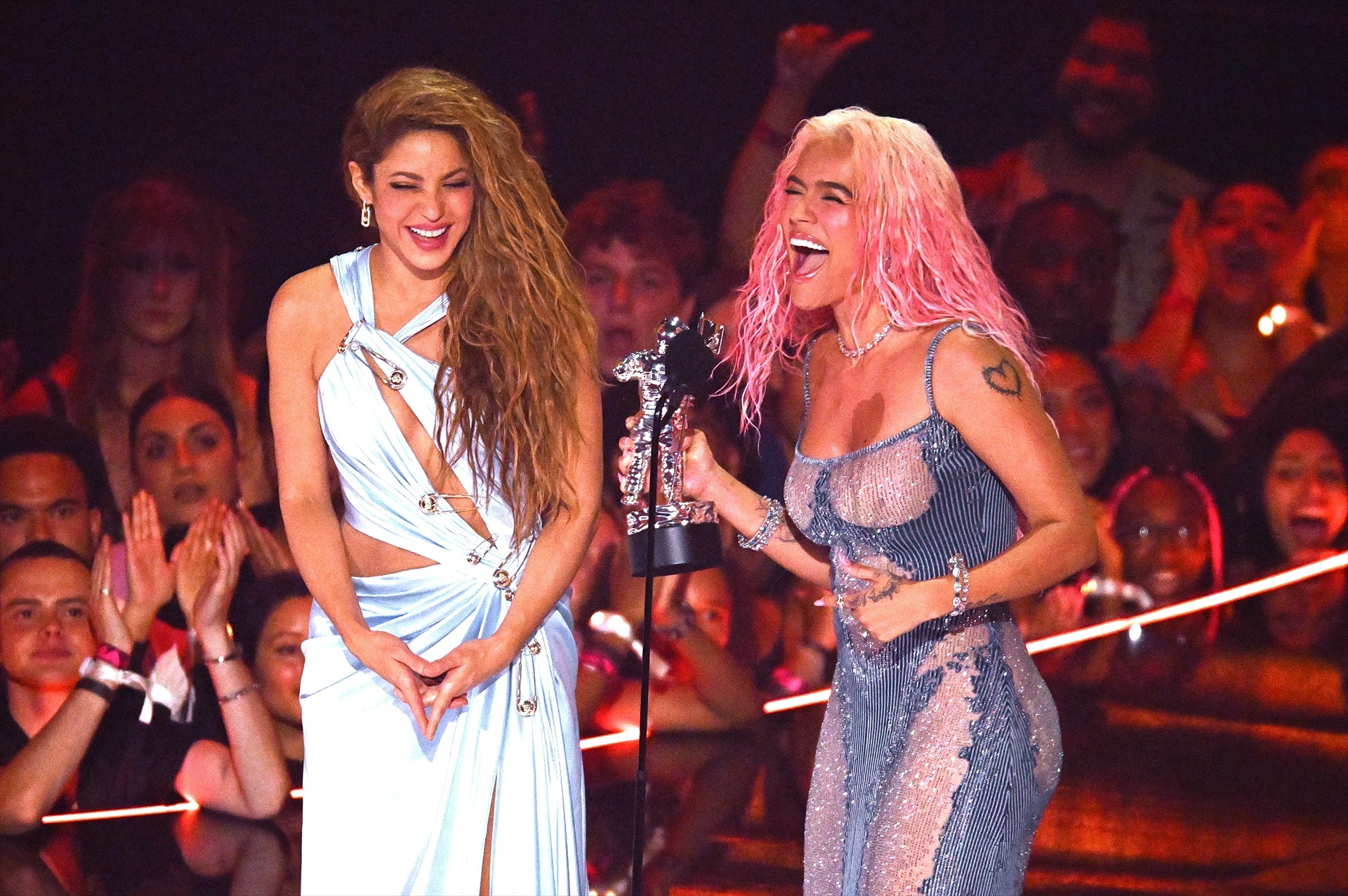 Shakira y Karol G, favoritas de unos Latin Grammy con multitud de españoles nominados